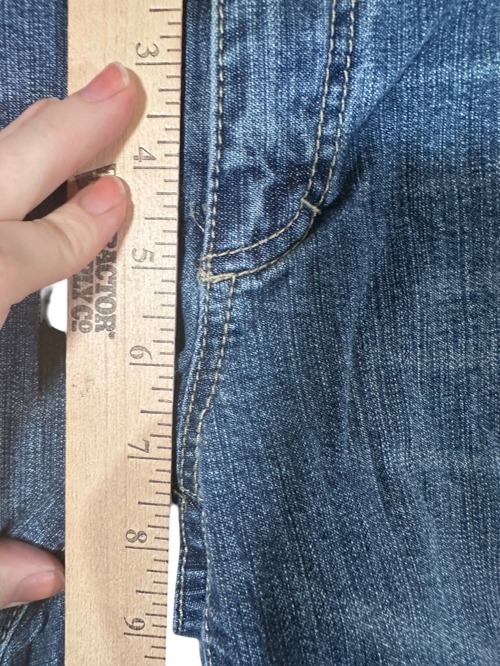 Vintage Y2K Mossimo Denim Jean Bermuda shorts women’s juniors 11 - Picture 6 of 8